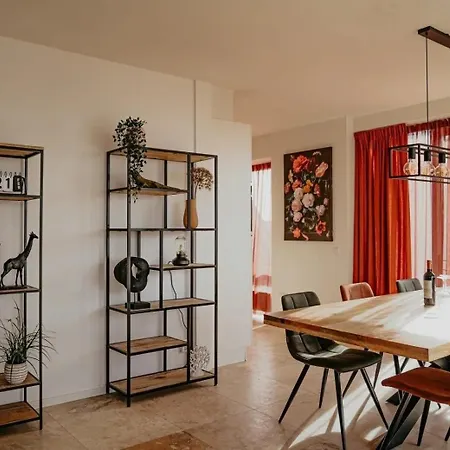 Casa de férias Luxe Kustappartement Met Panoramisch Zeezicht | 6 Personen